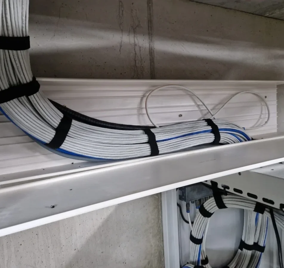 Na Strak afgewerkte netwerkinstallatie voor particulier Lubbeek